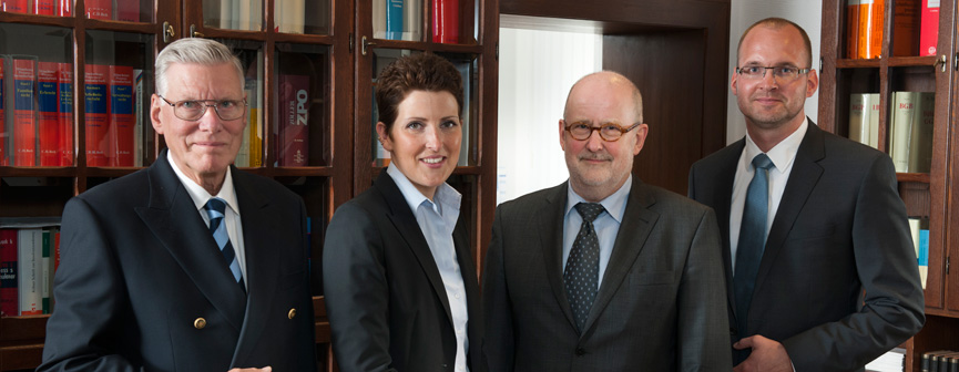 v.l.: Herr Dr. Wolf, Juliane Martin, G�tz Mayer zu Schweicheln, Paul Marcus Martin